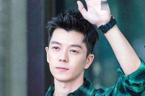 吃瓜娱乐王栎鑫,吃瓜娱乐界的“瓜王”