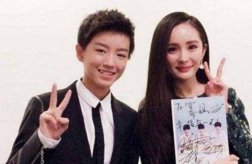 吃瓜进娱乐圈火了,意外闯入娱乐圈的爆笑传奇