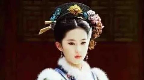 穿越去娱乐圈吃瓜,我与明星的瓜田奇遇记