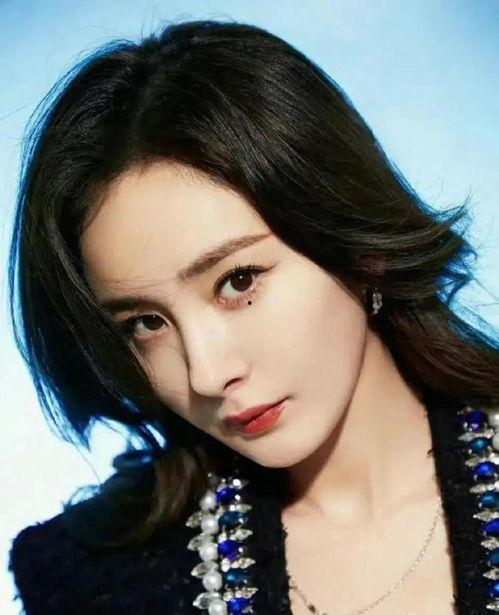 娱乐圈明星吃大瓜是谁,揭秘那些被隐藏的幕后故事